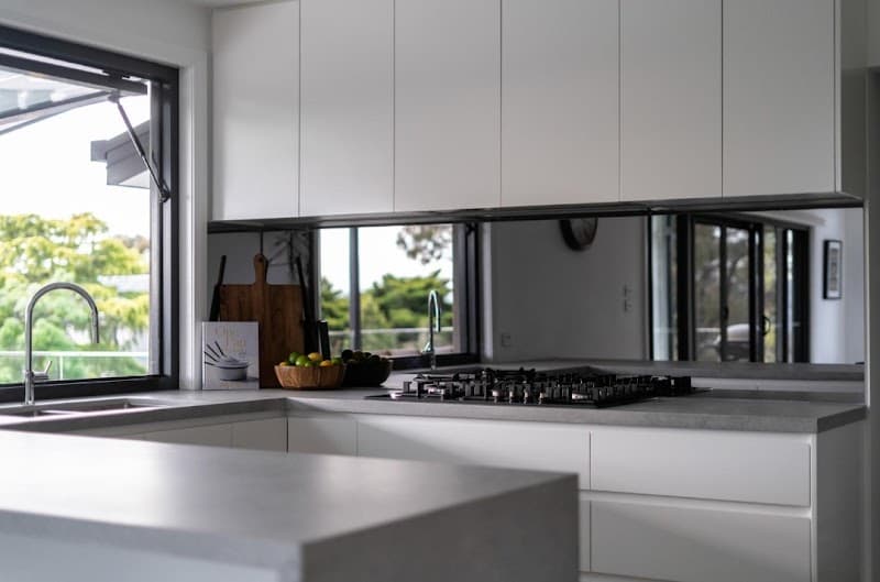 Canberra Glass glass & glazier work in Hume