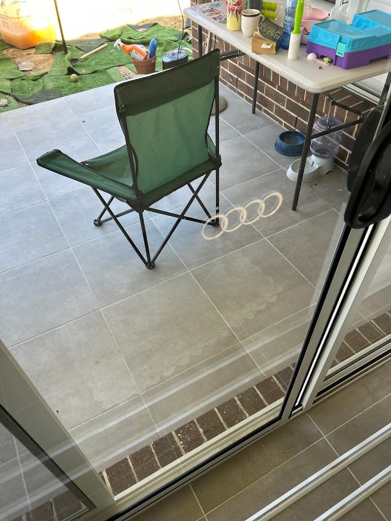 Canberra Glass glass & glazier work in Hume