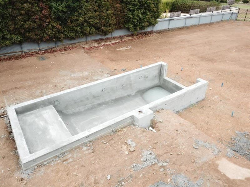 Canberra Pool Builders pool builder work in Googong