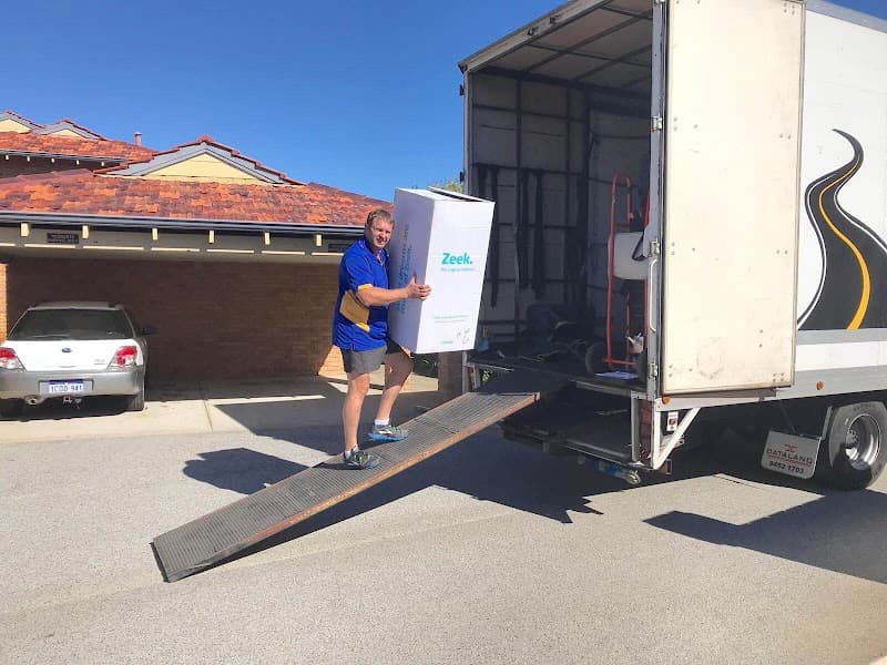 C&J Moves removalist work in Secret Harbour