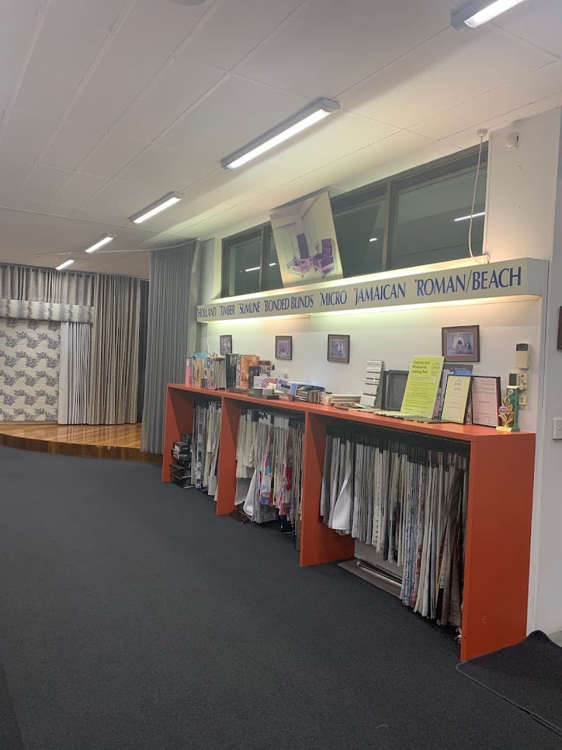 Capri Blinds & Drapes curtains & blinds work in Dandenong