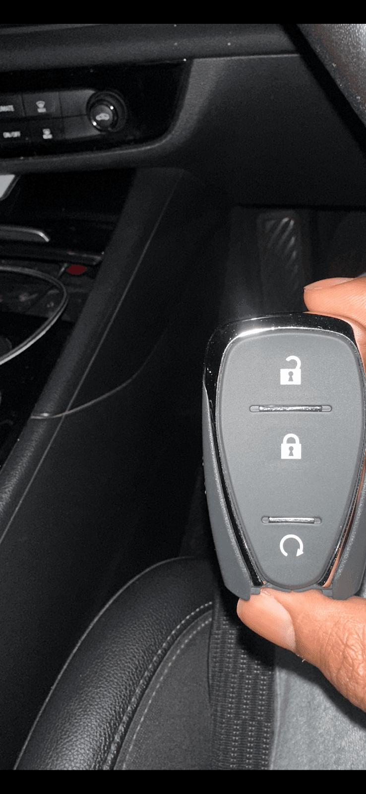 Car Keys Melbourne locksmith work in Port Melbourne