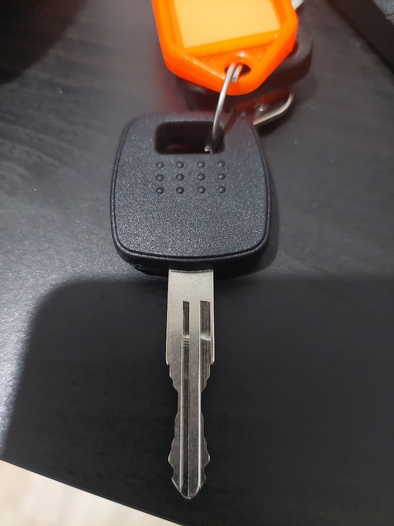Car Keys Melbourne locksmith work in Port Melbourne