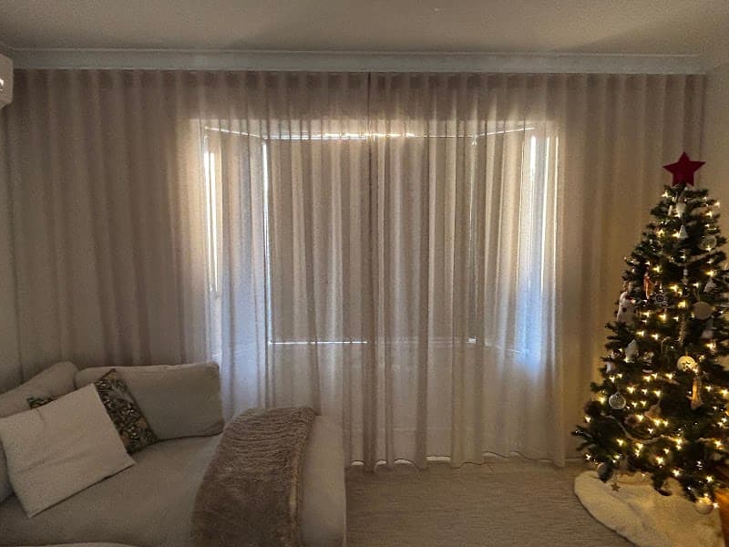 Carpet Call Townsville curtains & blinds work in West End