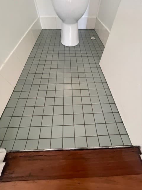 Carpet Ninja and Pest Control Gold Coast carpet cleaning work in Surfers Paradise