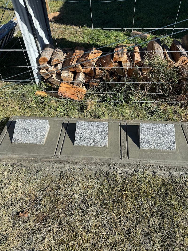 CB&DB CONCRETING PTY LTD concreting work in Carrum Downs