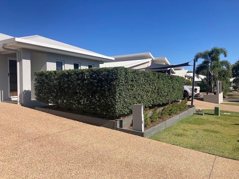 CBK Mowing gardening work in Thuringowa Central