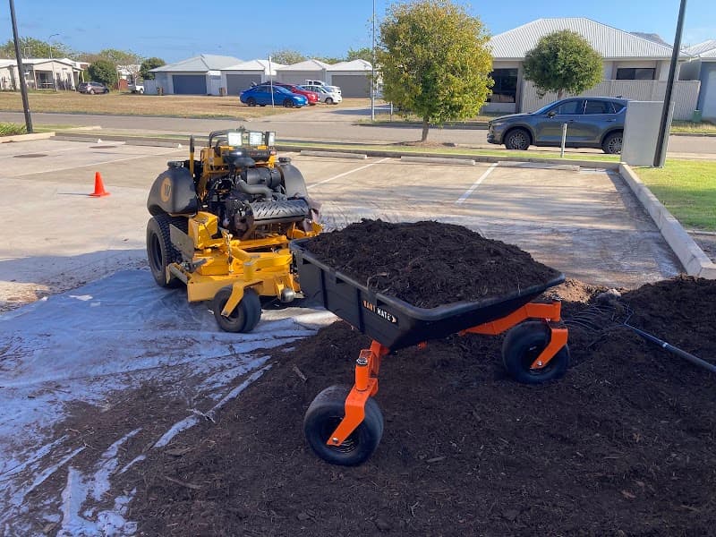 CBK Mowing gardening work in Thuringowa Central