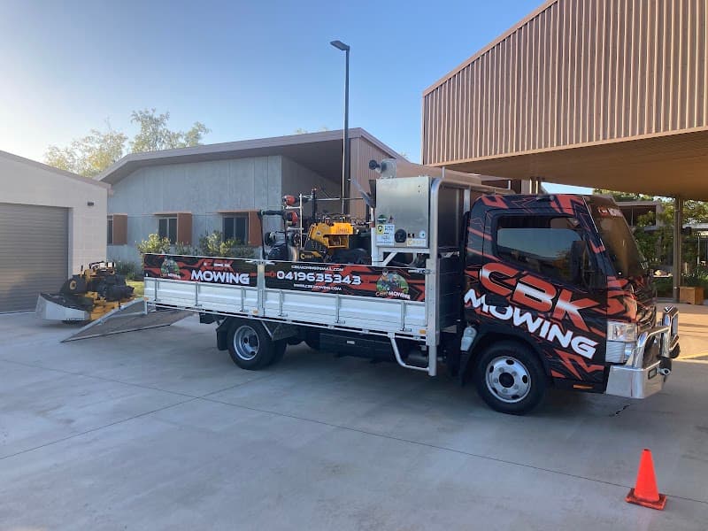 CBK Mowing gardening work in Thuringowa Central