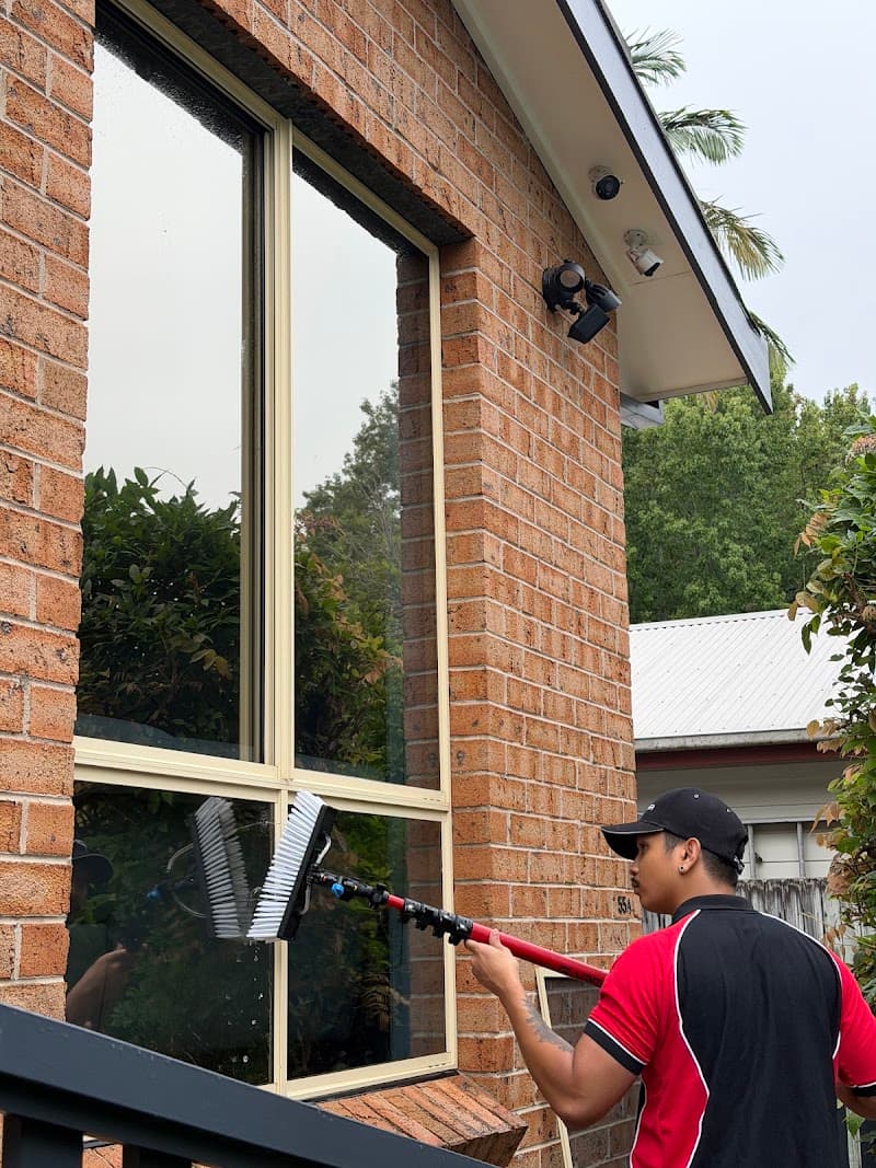 C.ClearView Pro gutter cleaning work in Dee Why
