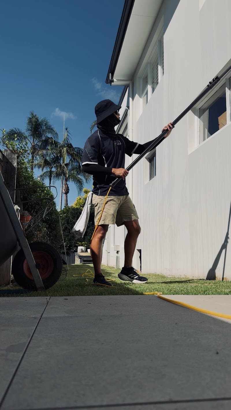 C.ClearView Pro gutter cleaning work in Dee Why