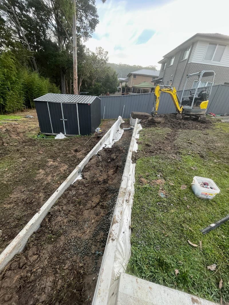 Central Coast Fencing & Gates fencing work in West Gosford