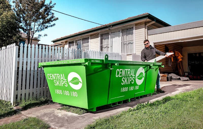 Central Skips rubbish removal work in Cardiff