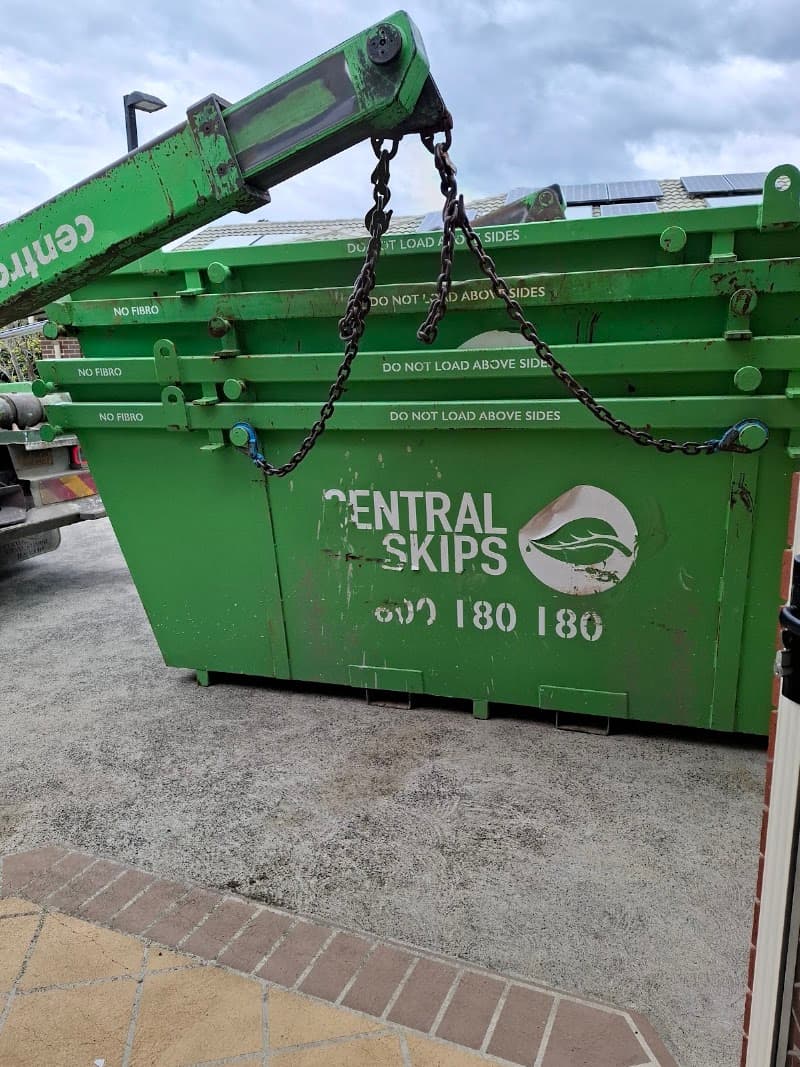 Central Skips rubbish removal work in Cardiff