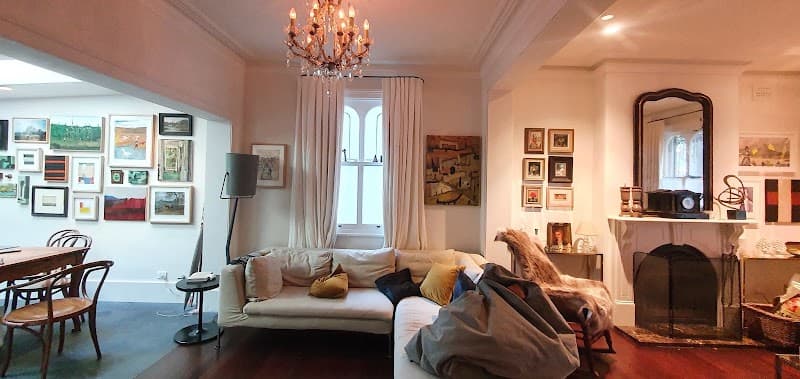 Chameleon Painters Pty Ltd painter work in Mona Vale