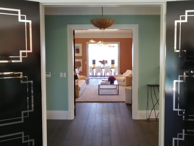 Chameleon Painters Pty Ltd painter work in Mona Vale