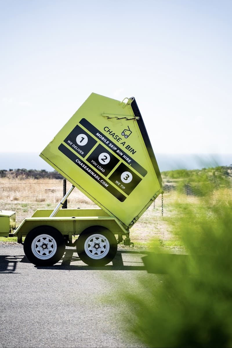 Chase a bin rubbish removal work in Glenelg East