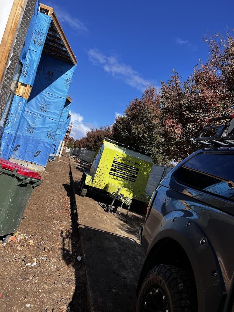 Chase a bin rubbish removal work in Glenelg East