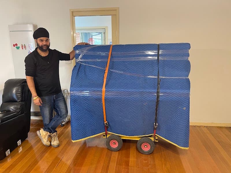 Cheap Removals Victoria removalist work in Point Cook