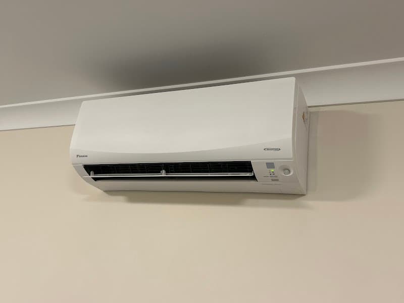 Chilly Air air conditioning work in Currajong