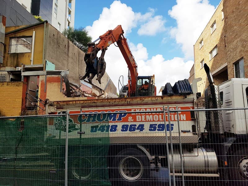 Chomp Excavation & Demolition demolition work in Carlton