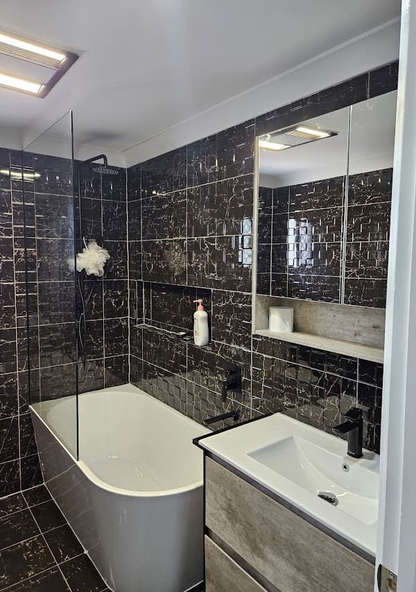 Cido Property Services bathroom renovation work in Collingwood Park