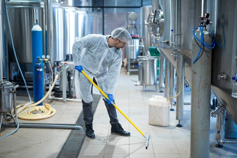 CIOS Integrated Facility Services oven & bbq cleaning work in Dandenong