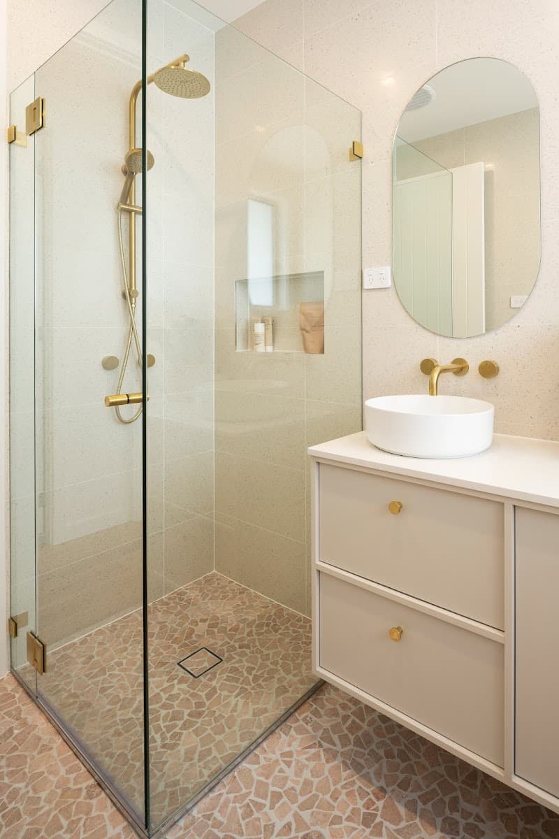 Citicoast Showerscreens and Glass glass & glazier work in Erina