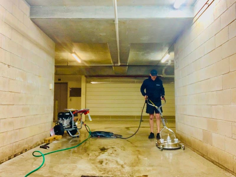 Clark Cleaning Co gutter cleaning work in Caringbah