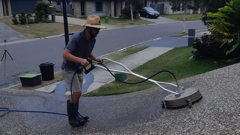 Clean Again Pressure Washing oven & bbq cleaning work in Tivoli