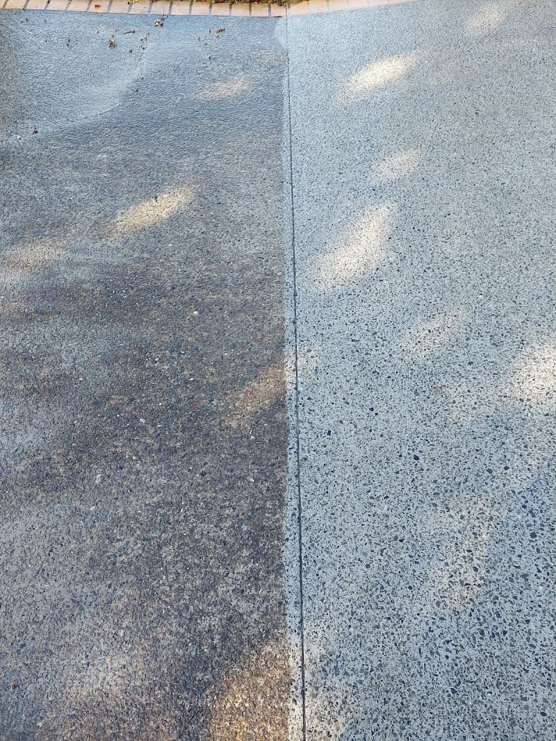 Clean Again Pressure Washing oven & bbq cleaning work in Tivoli
