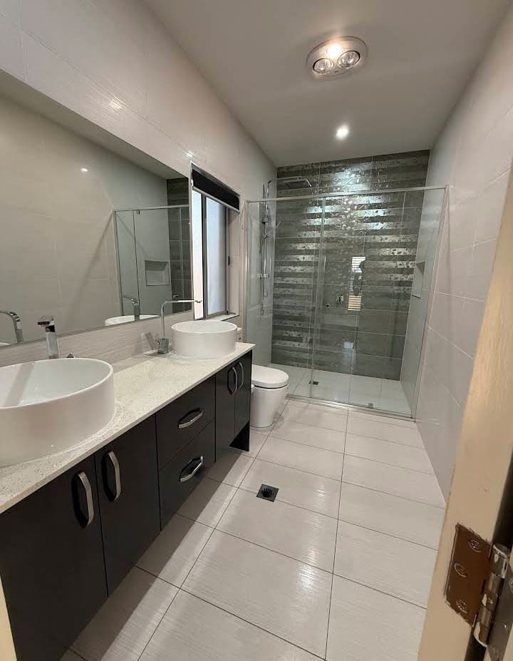 Clean Effortlessly – Residential & Commercial Cleaning oven & bbq cleaning work in Granville
