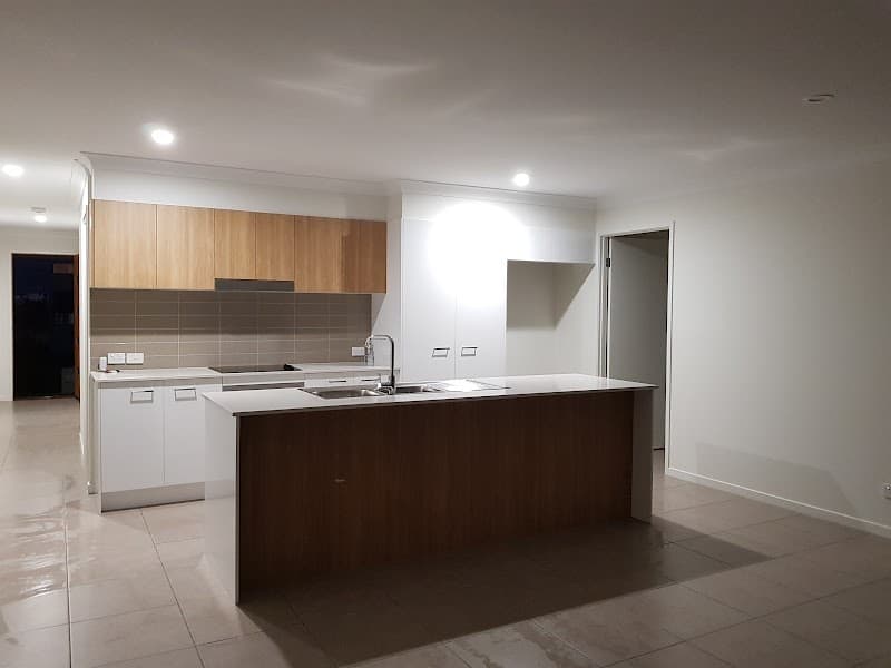 CLEAN HOUSE SUNSHINE COAST oven & bbq cleaning work in Minyama
