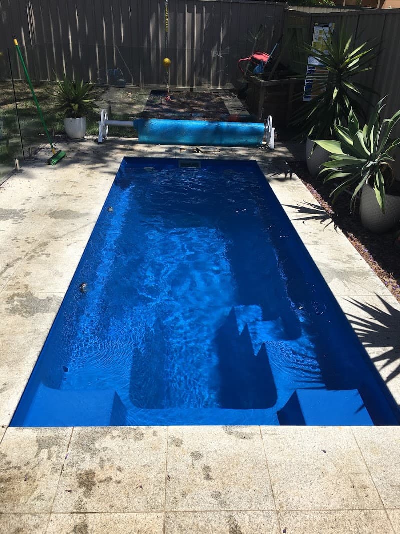 Clean Pools R Us Logan pool maintenance work in Munruben