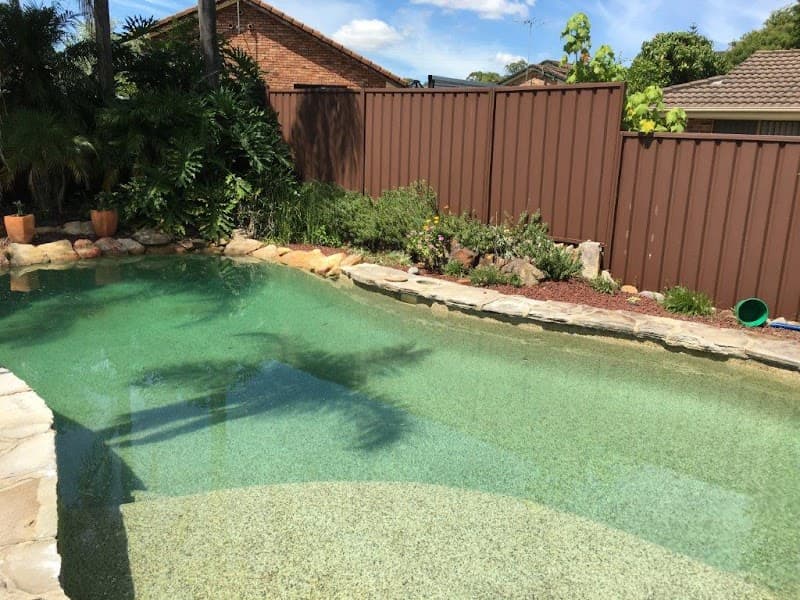 Clean Pools R Us Logan pool maintenance work in Munruben