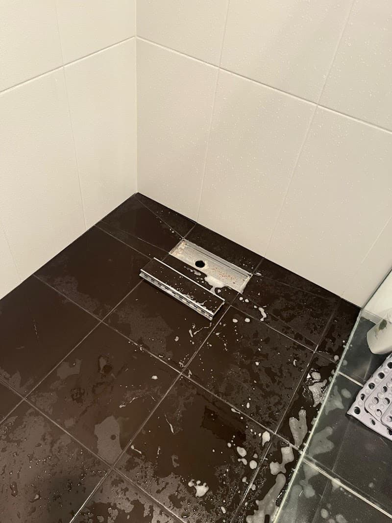 Cleaner Space Australia cleaning work in Broadbeach