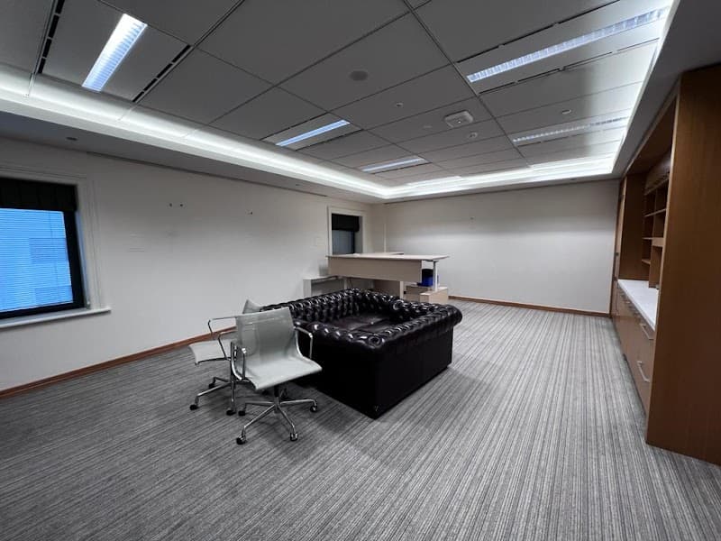 Clear Finish Painting painter work in Sydney