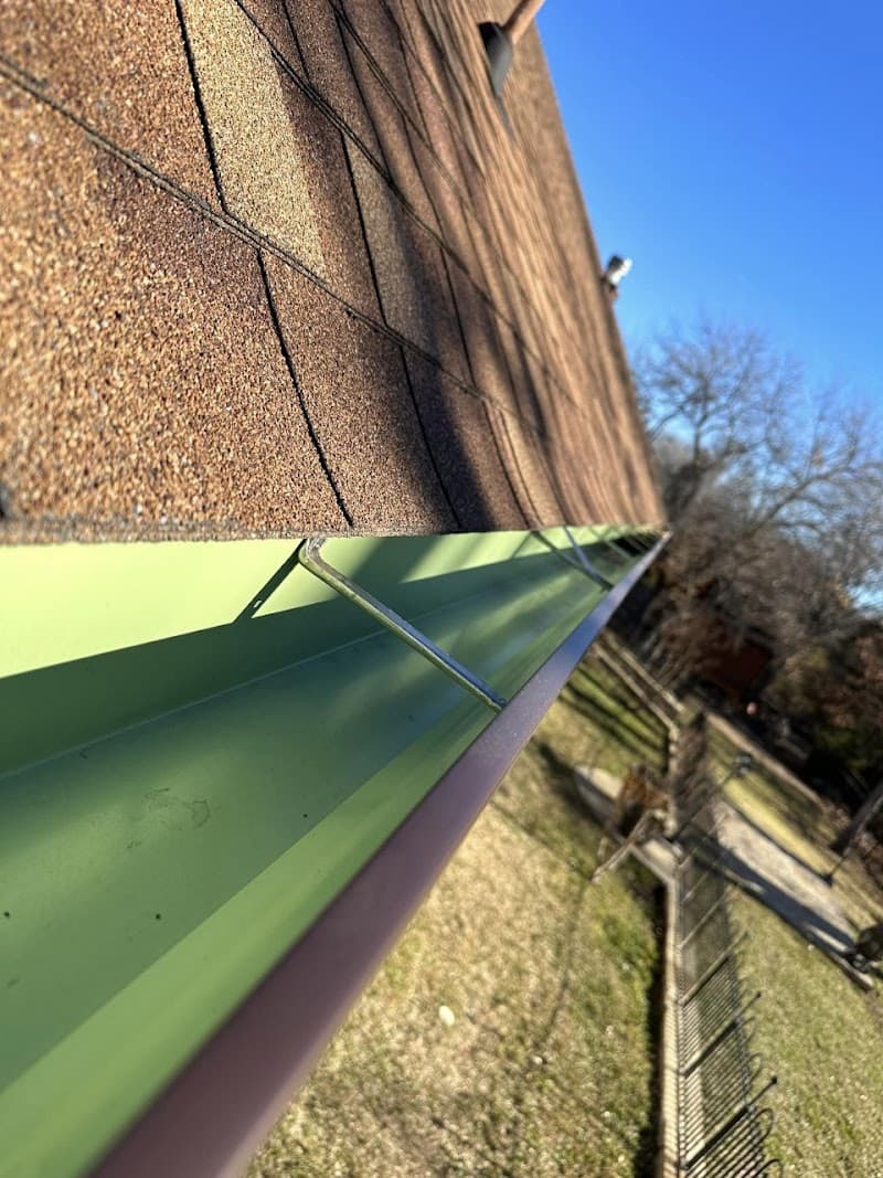 Clear Flow Gutter Cleaning gutter cleaning work in Geelong