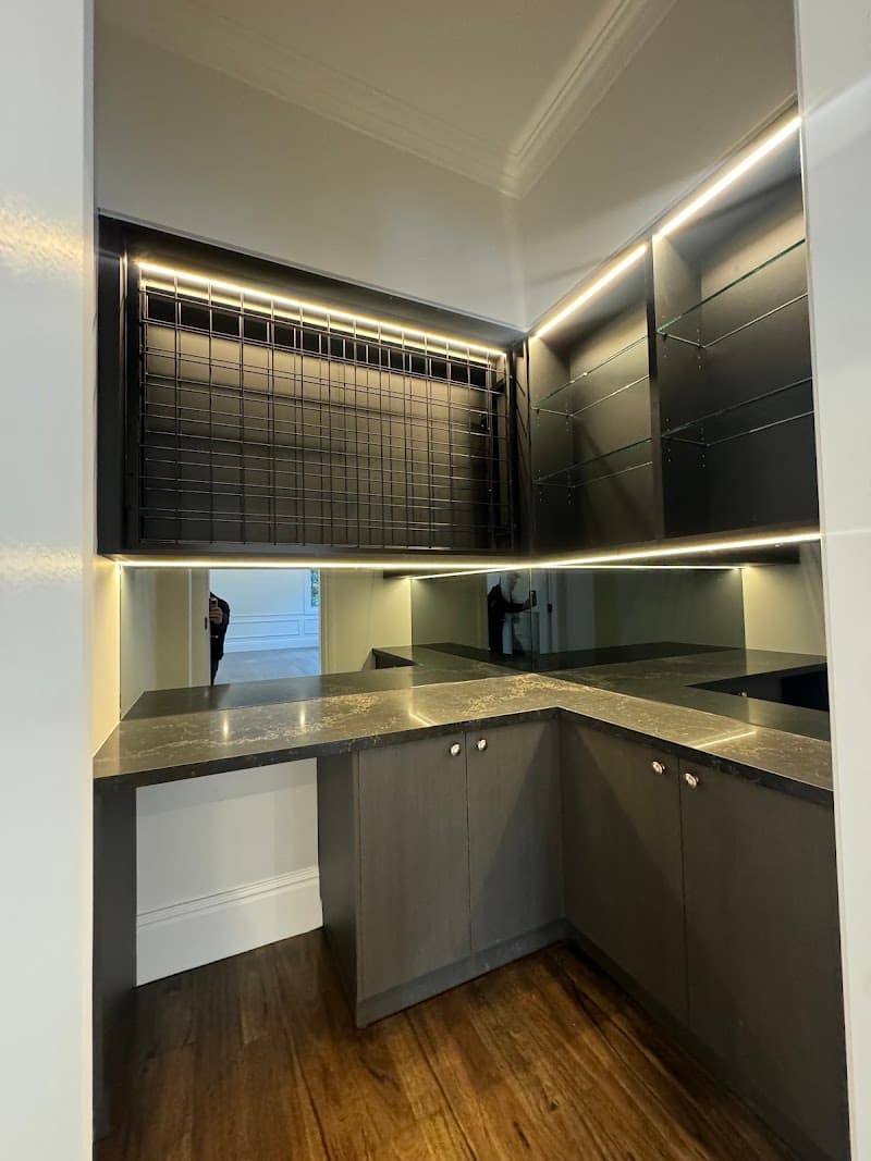 Clearview Glass glass & glazier work in Lisarow