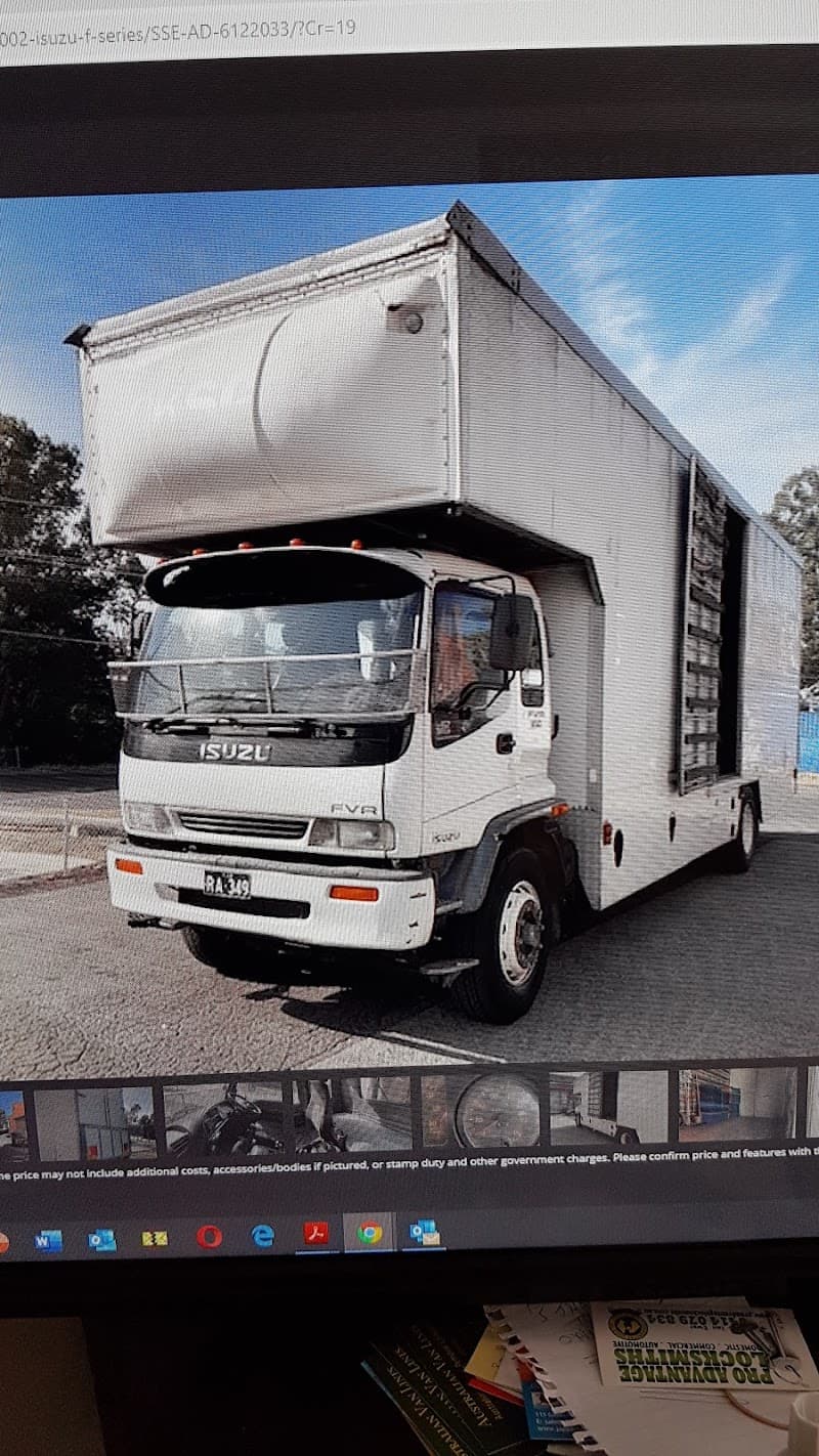 Coast, City and Country Removals removalist work in Tumbi Umbi