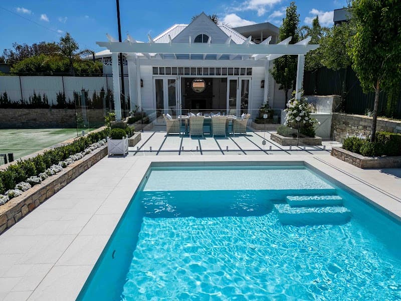 Coastal Pools & Spas pool builder work in Mornington