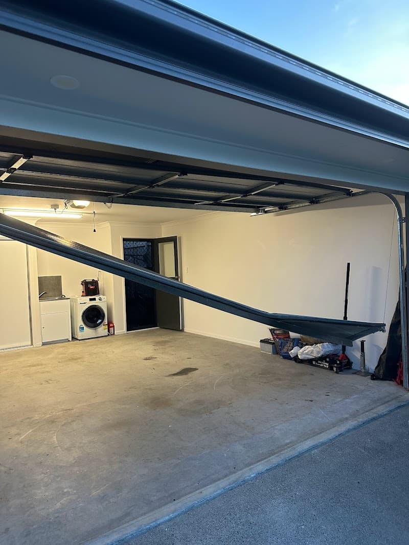 Cobra Garage Doors - Garage door repairs & installation in Brisbane garage doors work in Ring