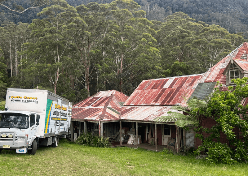 Coffs Coast Moving & Storage removalist work in Coffs Harbour