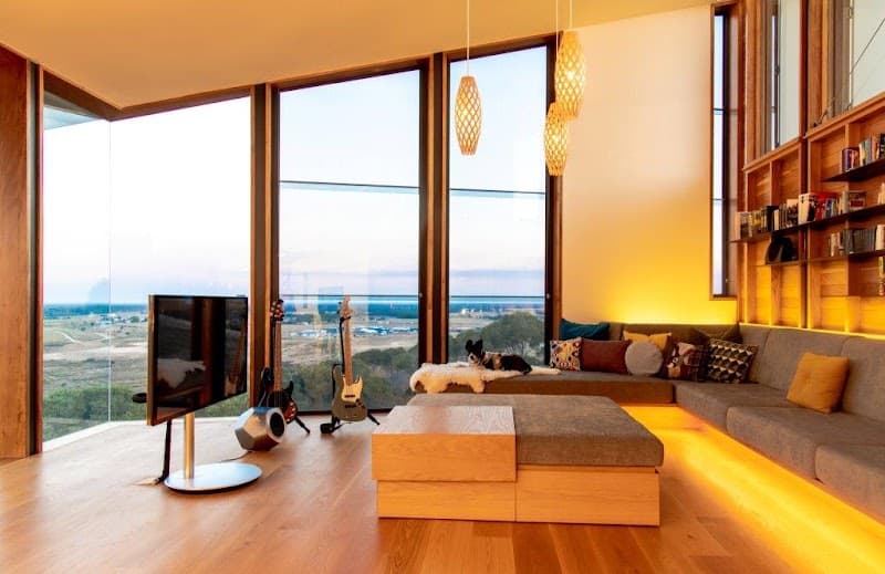 Colin J Clark Essentially Residential carpentry work in Point Vernon