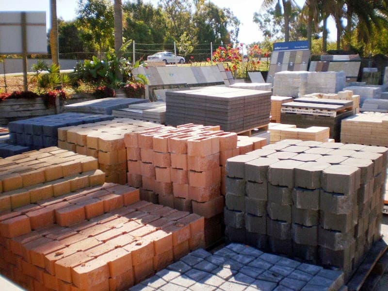 COLONIAL LANDSCAPE SUPPLIES landscaping work in Ormiston