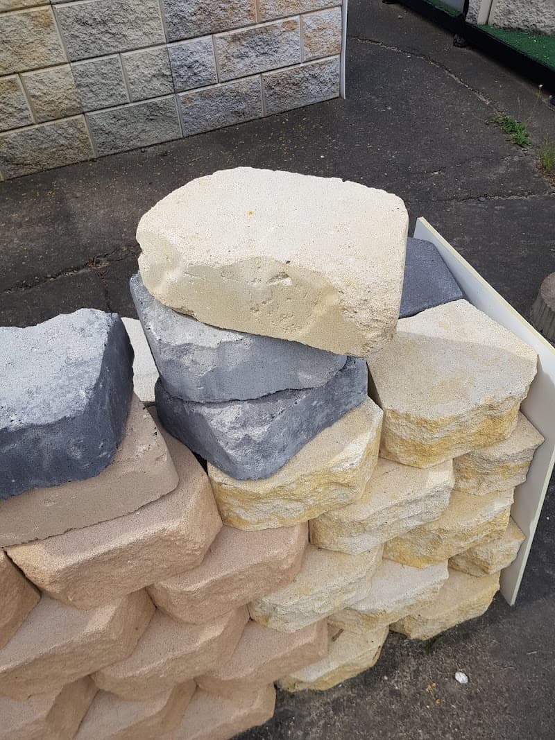 COLONIAL LANDSCAPE SUPPLIES landscaping work in Ormiston