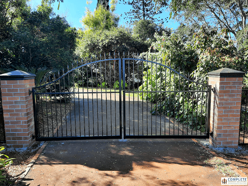Complete Barrier Solutions fencing work in Svensson Heights