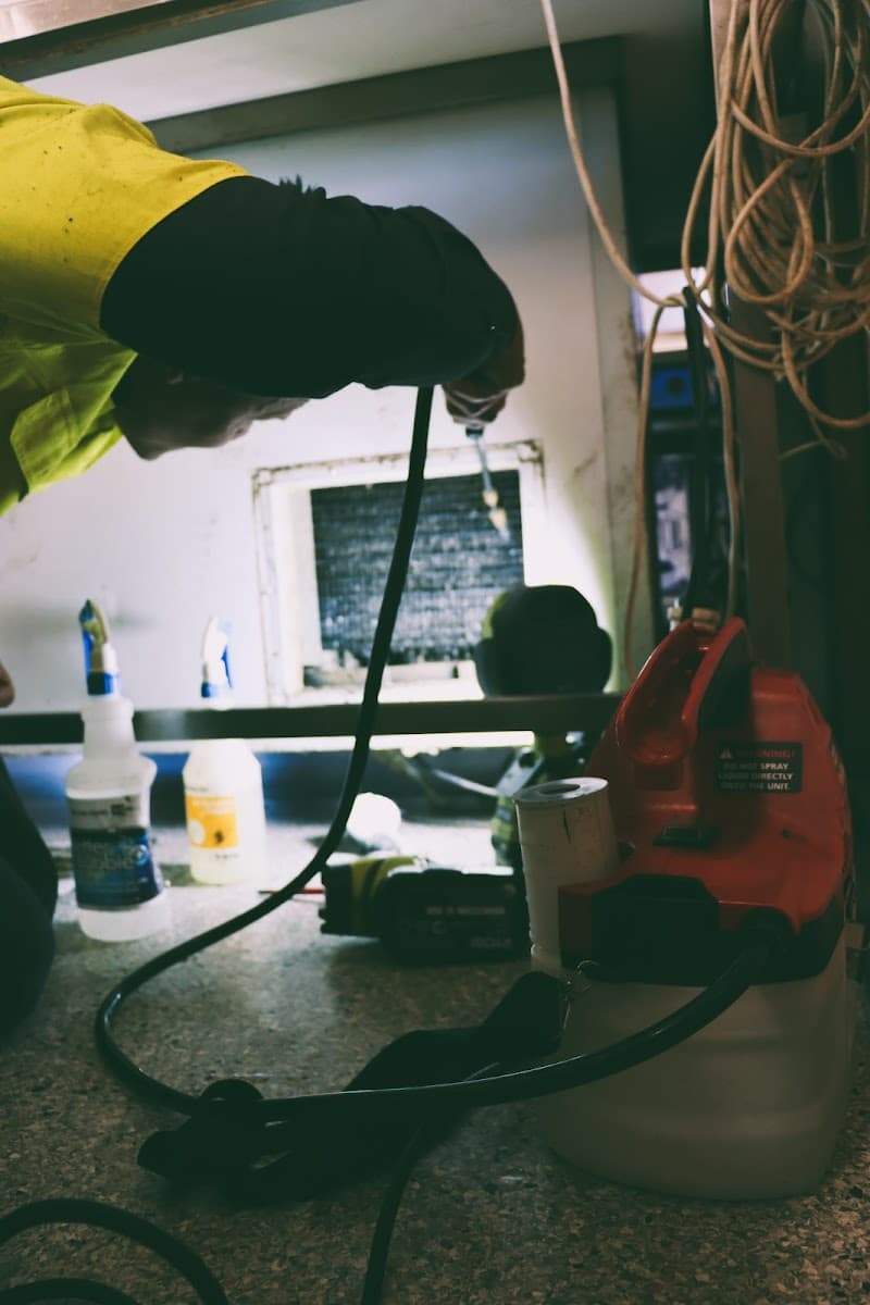 Compliant Refrigeration appliance repair work in Redland Bay