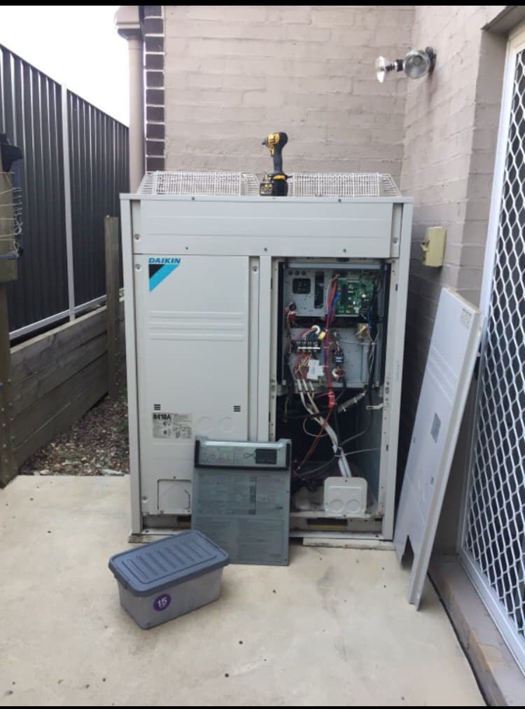 Coolmacks Air and Electrical Pty Ltd air conditioning work in Fig Tree Pocket