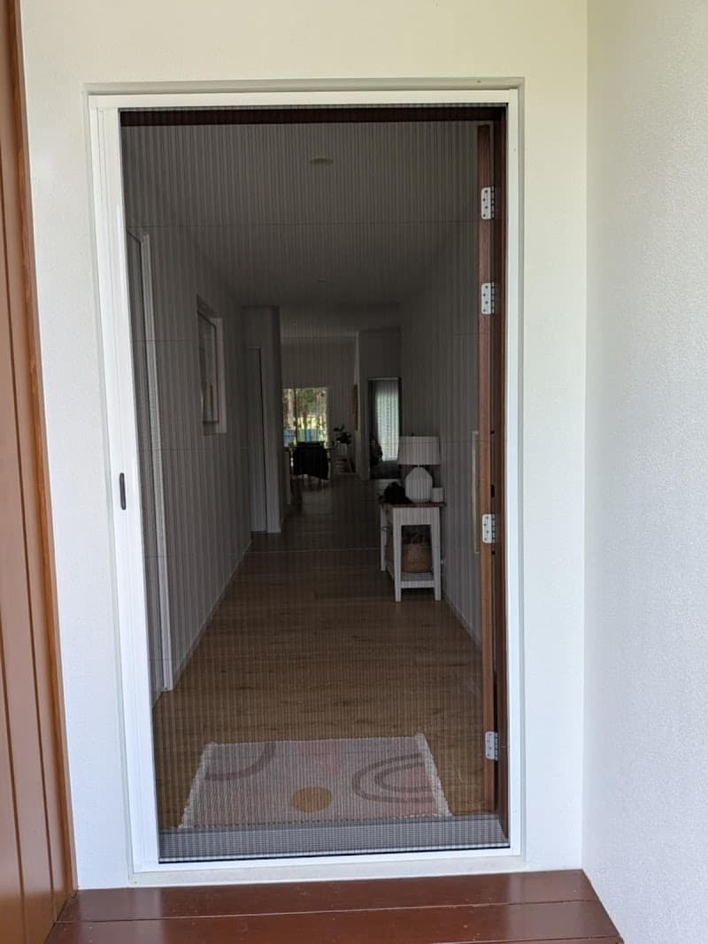 Coolum Glass Repairs glass & glazier work in Coolum Beach